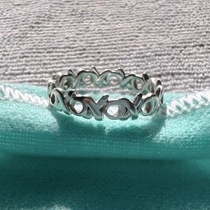 Tiffany’s Sterling Silver Paloma Picasso Hugs & Kisses Narrow Band